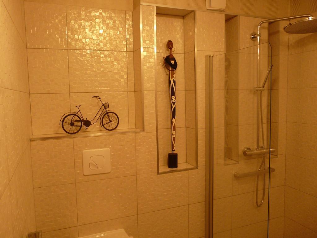 La Bastidie Noailhac  Room photo