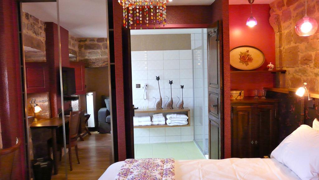 La Bastidie Noailhac  Room photo